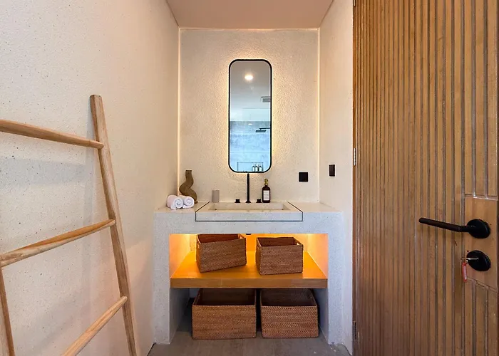 Casa - Coastal Rooftop Retreat In With Sea Views * Uluwatu