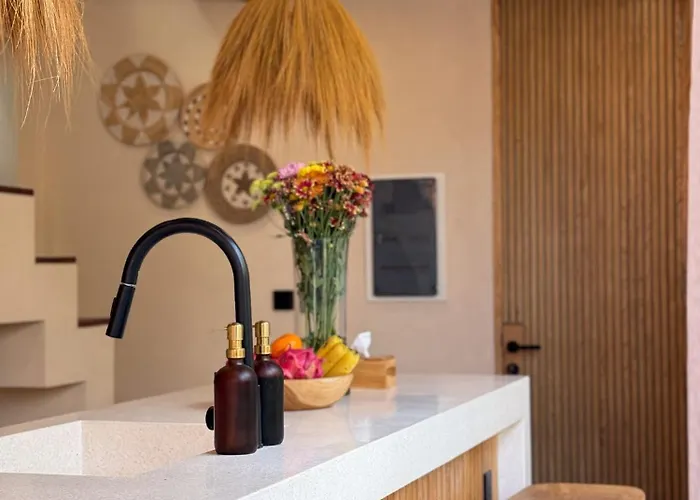 Casa - Coastal Rooftop Retreat In With Sea Views Apartment Uluwatu