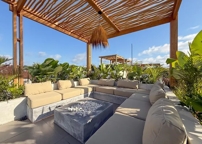 Casa - Coastal Rooftop Retreat In With Sea Views Apartment Uluwatu