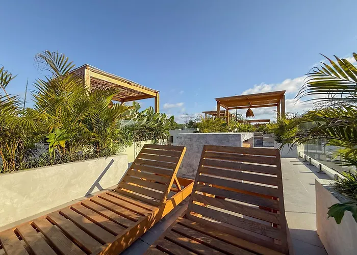 Casa - Coastal Rooftop Retreat In With Sea Views