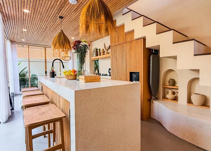 Apartment Casa - Coastal Rooftop Retreat In With Sea Views *